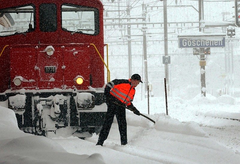 Picture shows snowy street.